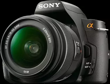 Un appareil photo numérique SONY DSLR-A290 et son obje…